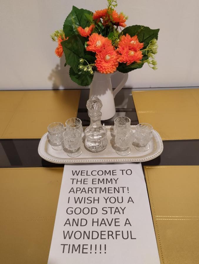 Emmy Apartment Ханья Экстерьер фото